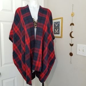 LOFT Soft Flannel Buffalo Plaid Cape Poncho Red NWT Blanket Shawl Red & Blue